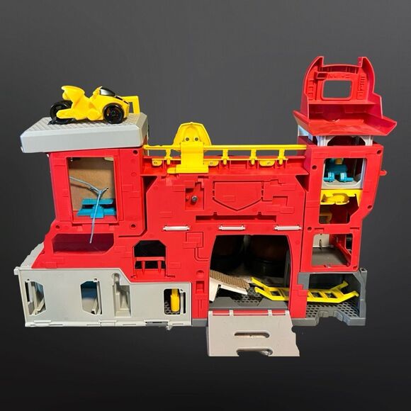 NEW Playskool Transformer Rescue Bot Griffin Rock Firehouse Headquarters No Box - Picture 6 of 6